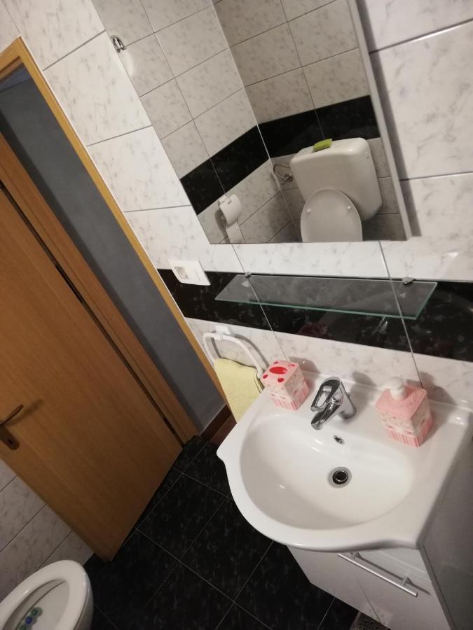 Apartman Cvita تكون المظهر الخارجي الصورة
