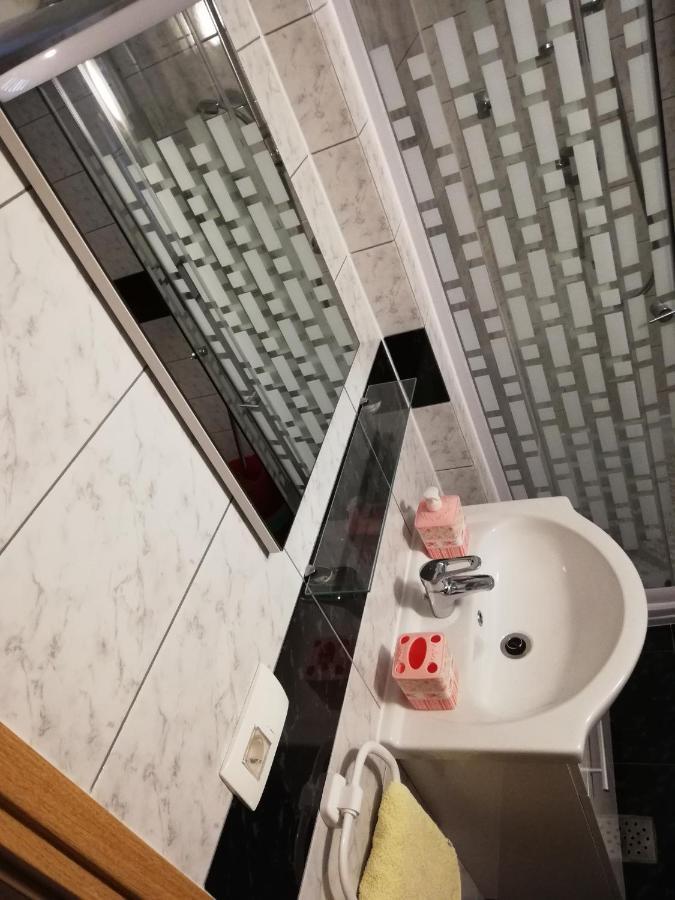 Apartman Cvita تكون المظهر الخارجي الصورة